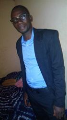Magass3 a man of 34 years old living at Conakry looking for some men and some women