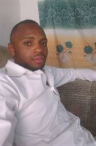 DieuMamvu a man of 34 years old living at Kinshasa looking for some men and some women