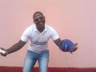 Proverbio a man of 33 years old living at Luanda looking for some men and some women