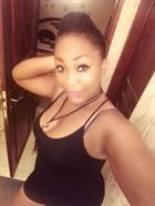 DaniellaLopez a woman of 30 years old living in Angola looking for a woman