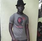 Mathieu44 un homme de 32 ans vivant en Côte d'Ivoire recherche une femme