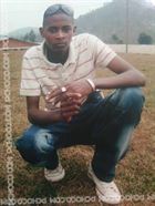 Fabien21 a man of 34 years old living at Bujumbura looking for some men and some women