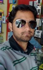 Amit a man of 35 years old living at Chandigarh looking for a young woman