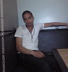 GentelmanHakim a man of 32 years old living at Alger looking for a young woman