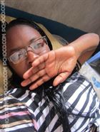 Nayany a woman of 36 years old living at Luanda looking for some men and some women