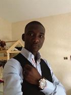 Kanassa a man of 38 years old living at Milano looking for a woman