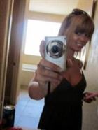 Venusienne a woman of 34 years old living at Toronto looking for a man