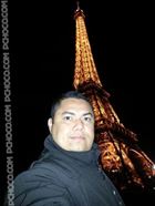 Reymen a man of 47 years old living in Mexique looking for a young woman