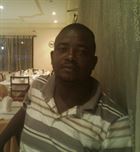 Cyrus5 a man of 45 years old living at Lomé looking for a woman
