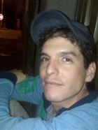 Waltz a man of 46 years old living at Bucaramanga looking for a woman