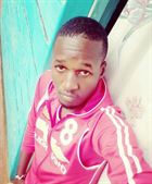 Kevin87 a man of 29 years old living at Nairobi looking for some men and some women