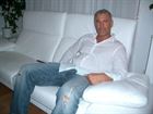 Frank159 a man living at Zurich looking for a woman