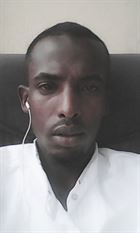 Abdoulrachid a man of 33 years old living at Djibouti looking for a young woman