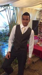 Sarvesh a man of 30 years old living at Port Louis looking for a woman