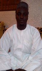 Abakoura a man of 34 years old living at Ndjamena looking for some men and some women