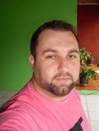 Sidjaragua a man of 45 years old living at Joinville looking for some men and some women