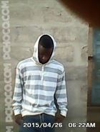 Timothe2 a man of 27 years old living at Lomé looking for a young woman